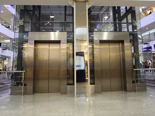 Обшивка лифтовых порталов